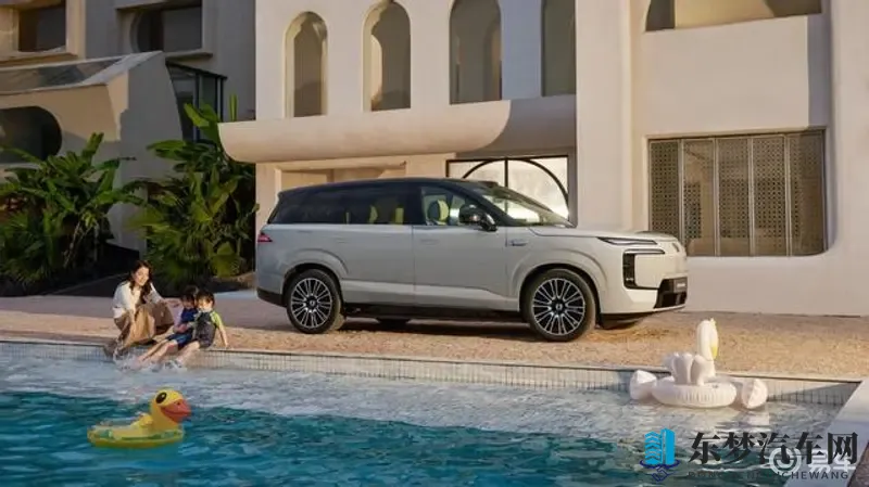 男女困困对困困:汽车驾驶“困困”揭秘:男女差异及应对策略-1