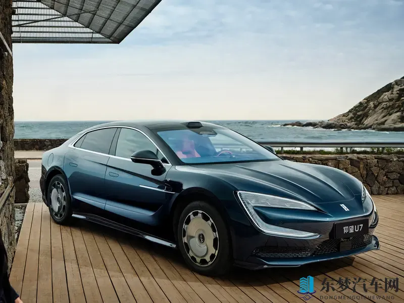 仰望U7新配色，孤傲且高级-1