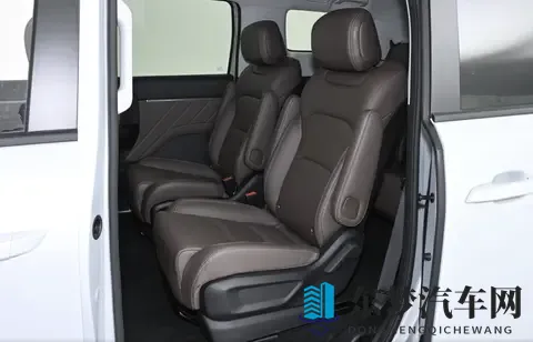 10万级MPV，油耗低，大空间，配舒享座驾-3