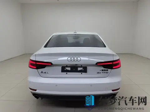 14万公里值不值？10万拿下18年奥迪A4L-1