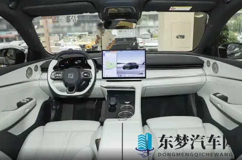 定位中大型车，指导价2698万起，ZEEKR 001怎么样？