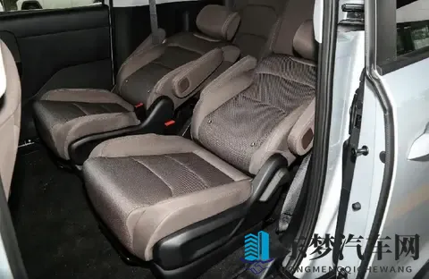 星光730预售768万起，续航达1100km，大七座满足全家出行需求-3