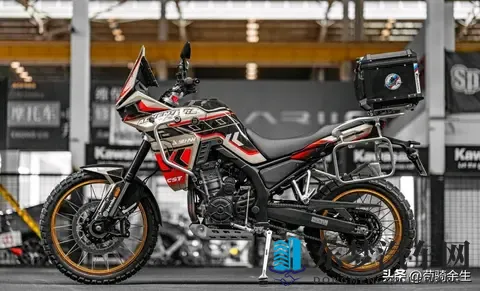 中排ADV卷王更新！凯越800X直降5000送保养，4万级配置实测如何？