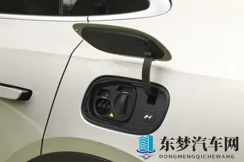 乐道 L90 如何靠租电换电 + 240L 前备舱,成为纯电新趋势?-2