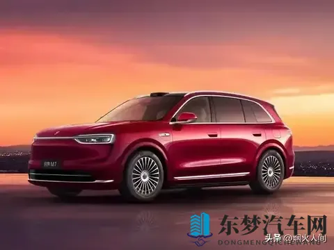 三上悠亚《办公室秘密:职场秘闻:三上悠亚演绎办公室风云-2