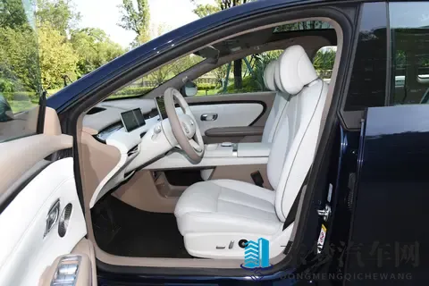 大众揽巡+探岳L PHEV，诠释油电混共进全智战略-1