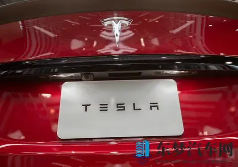 特斯拉官宣！这款车正式开售，2885万元起！-1