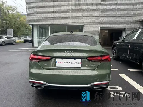 几个W就能拿下！22年奥迪A5，绿色外观回头率超高-1