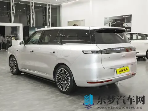 智己LS9上市，冰箱_彩电_大沙发，灵蜥数字底盘，尺寸大过理想L9-2