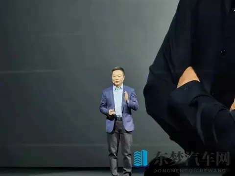 阿娇全祼体做爰：阿娇拍摄激情戏尺度大，全裸画面令人咋舌-2