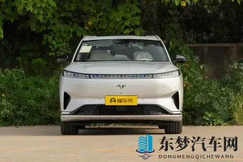 试驾eπ008五座版：让全家人都满意的家用车，到底什么样？-1
