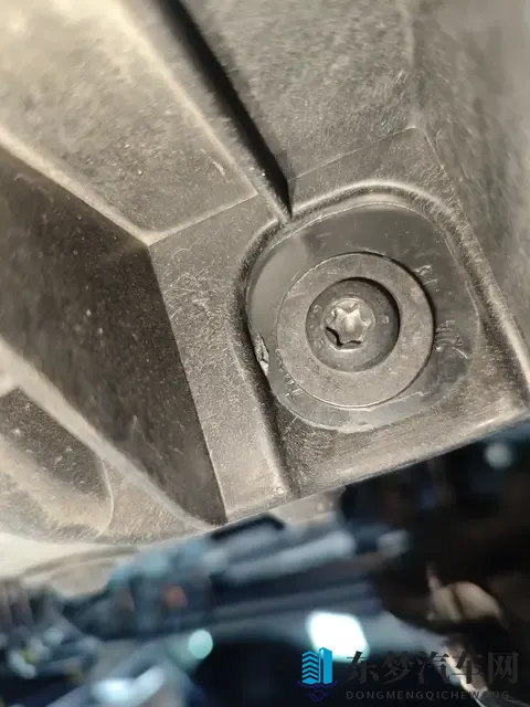 40万拿下保时捷Cayenne，圆你一个跑车梦？-1