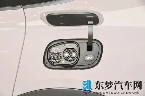 2025广州车展：奔驰多款新车上市售3119万起-1