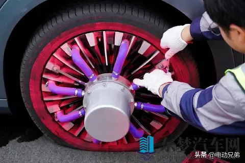 小鹏X9超级增程这次做的极端场景稳行挑战意义不小-1