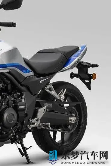 本田四缸车要卖四万？街车圈炸锅了，年轻人悄悄在算账