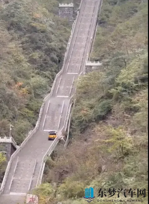 奇瑞回应“攀爬天门山天梯失败”：测试装置安全防护绳意外脱落-1