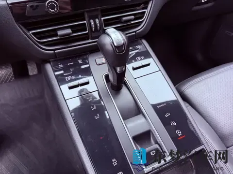 35万多拿下准新保时捷Macan，体验速度与激情！