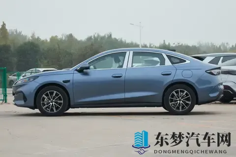 钢琴烤漆没有了!新款海豹06 DM-i实车到店,续航提升+换装怀挡-3