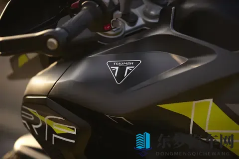 凯旋Tiger 900_1200年底发布-2