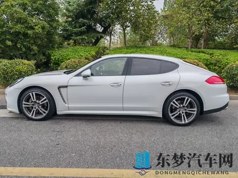 18万多入手保时捷Panamera,圆你跑车梦!-3