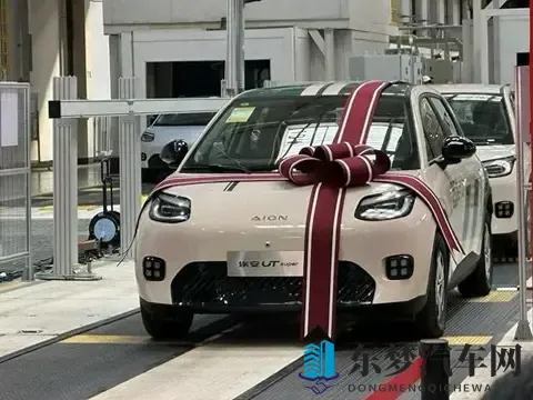 京东下场造车！499万开走，售后谁管？-1