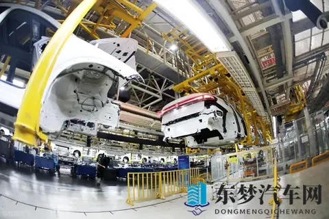 新能源车销售占据半壁江山，蓝海市场切换变红海！-1