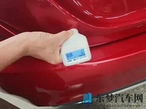 几个W就能圆梦？20款红色奔驰C级，感受星辉的优雅！-3