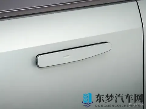 公安部拟新规：零百加速不少于5秒 娱乐功能强制关闭-3