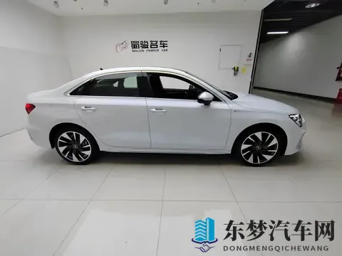 一手准新奥迪A3L，落地亏几万？代步练手好选择！-1