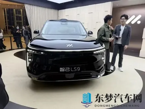 上汽智己LS9售3228万起，搭增程式动力-2