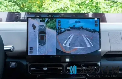 30万买台能浮水的越野车？​纵横G700上市：46秒破百+“三把锁”-2