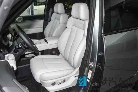 带娃出行、长途自驾、通勤省钱…这款SUV很懂家庭用户-2