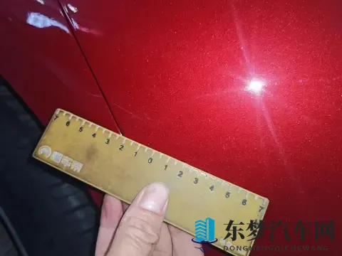 几个W就能圆梦？20款红色奔驰C级，感受星辉的优雅！-1