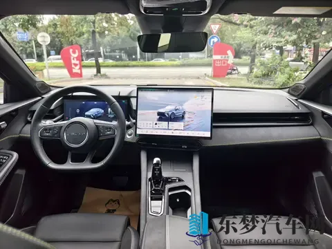 领克03准新车，紫色战衣，圆你赛道梦！-1