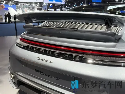 5一8teeXXX粉第一次：全新SUV惊艳亮相，市场前景可期-3