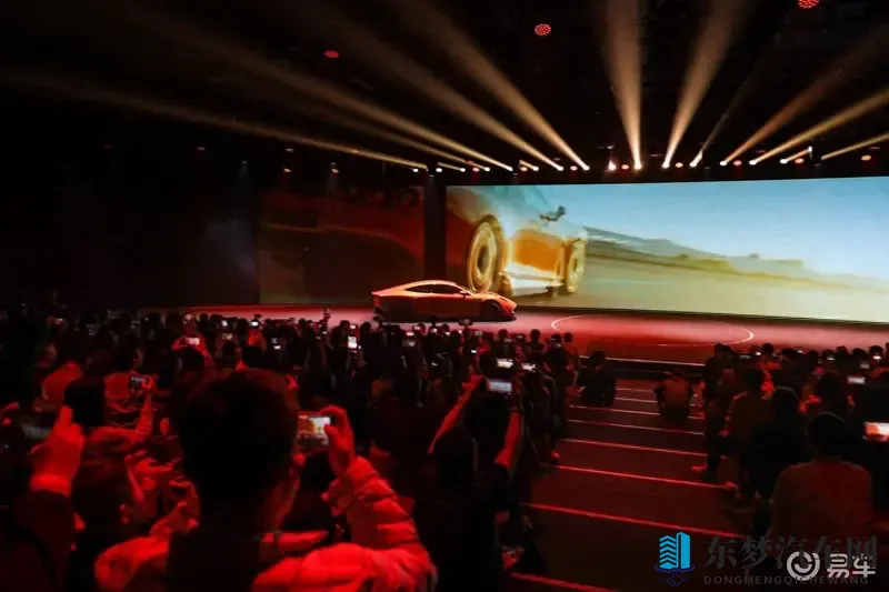 AMG GT XX重新定义电动时代的超跑乐趣-1