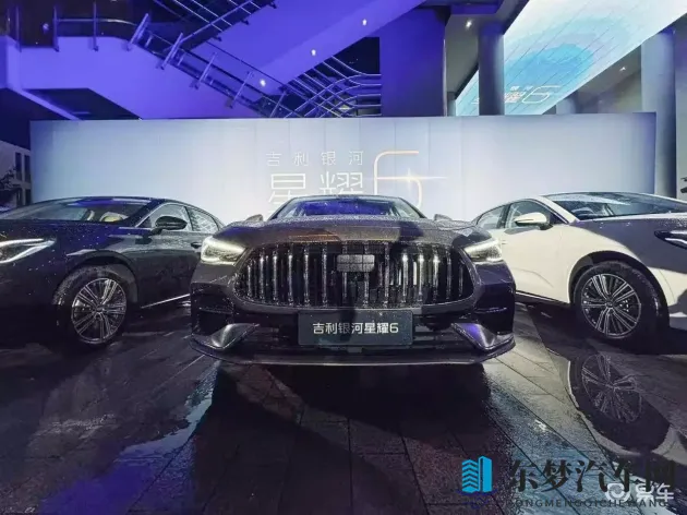 少妇xxx：时尚SUV脱颖而出，解析性能与时尚兼备的神秘车型-1