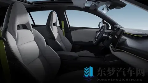 淘宝双11的宝藏车型出现了，领克06用痛车美学和拿捏年轻人-3