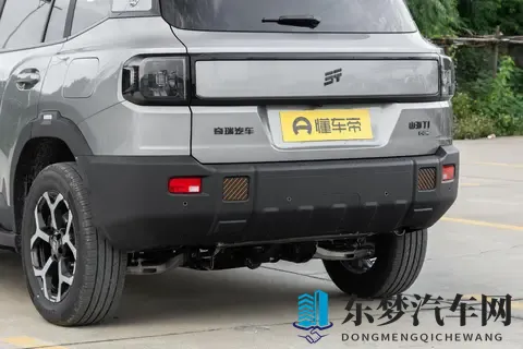 15万级混动SUV真能“可城可野”？捷途山海T1四驱发现版实测揭秘-2