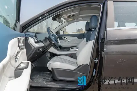 15万级“旅行小房车”！山海L7 PLUS 让全家出行不再将就 ？-2