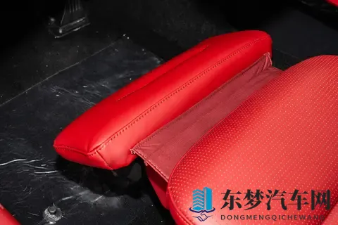 开了阿维塔12 2026款四激光版，发现它比想象中更好开-2