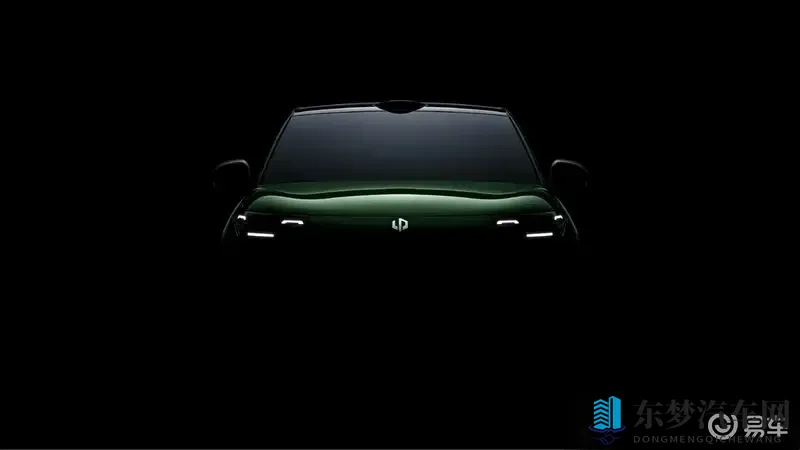 零跑A10官图来了，带激光雷达，还发布两个配色-1