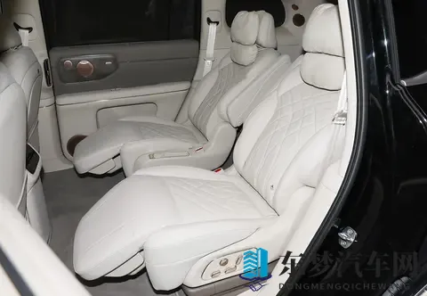 国产又一大6座SUV上市，车长5279mm，2+2+2座椅，纯电续航402km-1