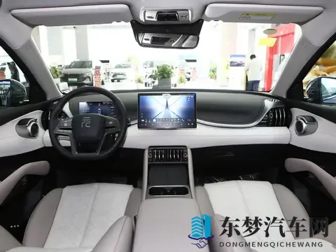 双风格+长轴距 2026瑞虎8燃油SUV空间与智能全面解析-2