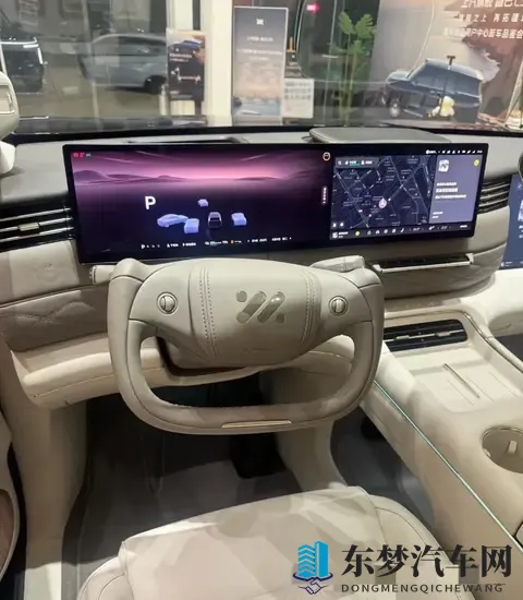 智己LS9疯了？车装地暖+移动淋浴，32万起售30分钟抢光8000台！-2