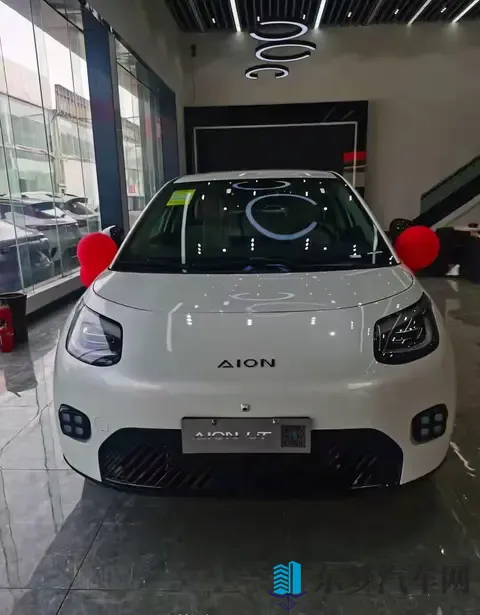 黄色软件3.0.0：全新升级版软件，3.0.0版本震撼登场-2