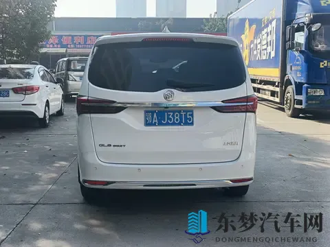 13万多拿下别克GL8陆上公务舱，宜商宜家，享受舒适出行-2