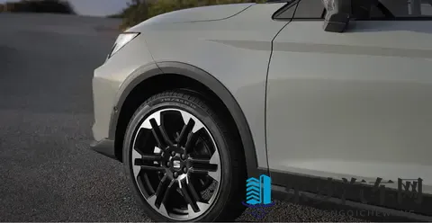 这款配备涡轮增压发动机、比 Yaris Cross 便宜的 SUV，堪称颠覆之作-1