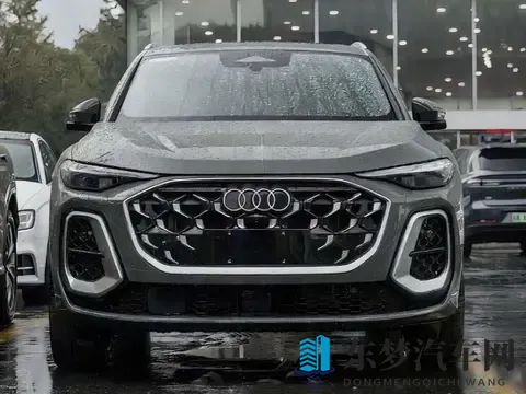 奥迪Q5L换代实拍曝光，灯厂把尾灯玩出花，25万真能买？-1