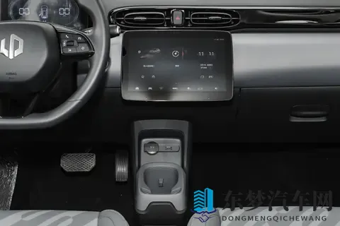 预算就4万，买啥代步车？欧盟认证的宝藏小车，瞧一瞧零跑T03-3